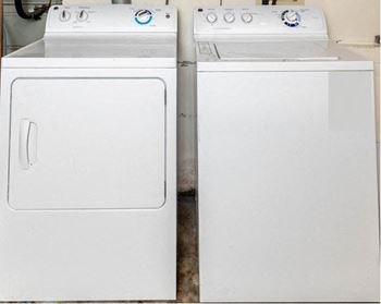 Stacked washer/dryer